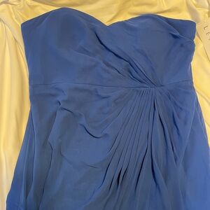woman’s bridesmaids/ prom dress never worn